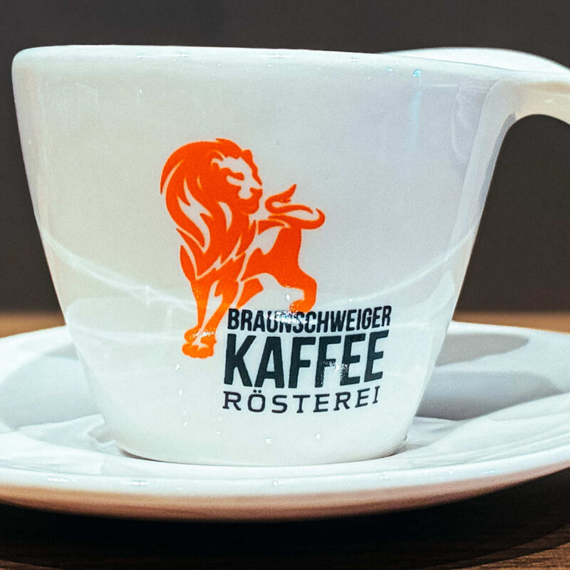 Espresso Tasse mit Untertasse